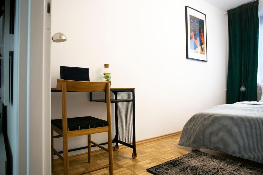 Oomph Warsaw Center Well Designed Apartment With Balcony Buitenkant foto
