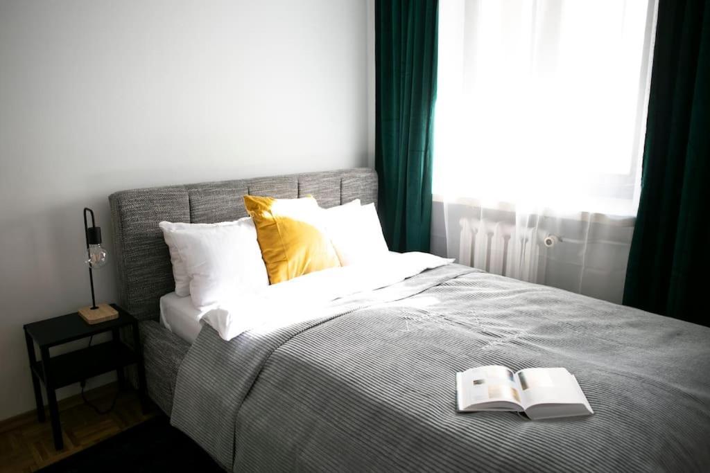 Oomph Warsaw Center Well Designed Apartment With Balcony Buitenkant foto