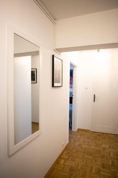 Oomph Warsaw Center Well Designed Apartment With Balcony Buitenkant foto